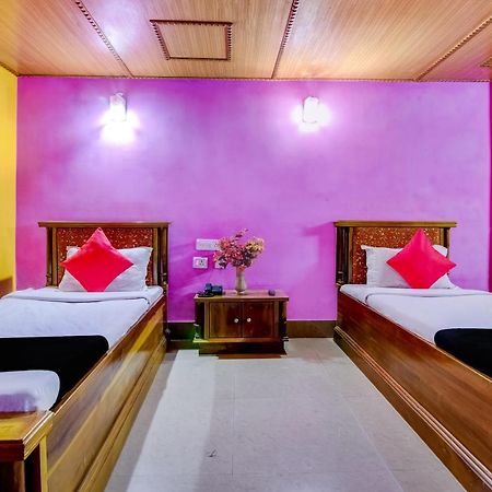 Capital O 67392 Hotel Tso-Gyelling Tavang Kültér fotó