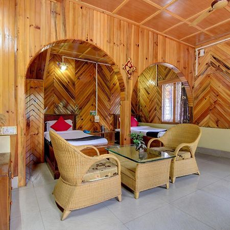 Capital O 67392 Hotel Tso-Gyelling Tavang Kültér fotó