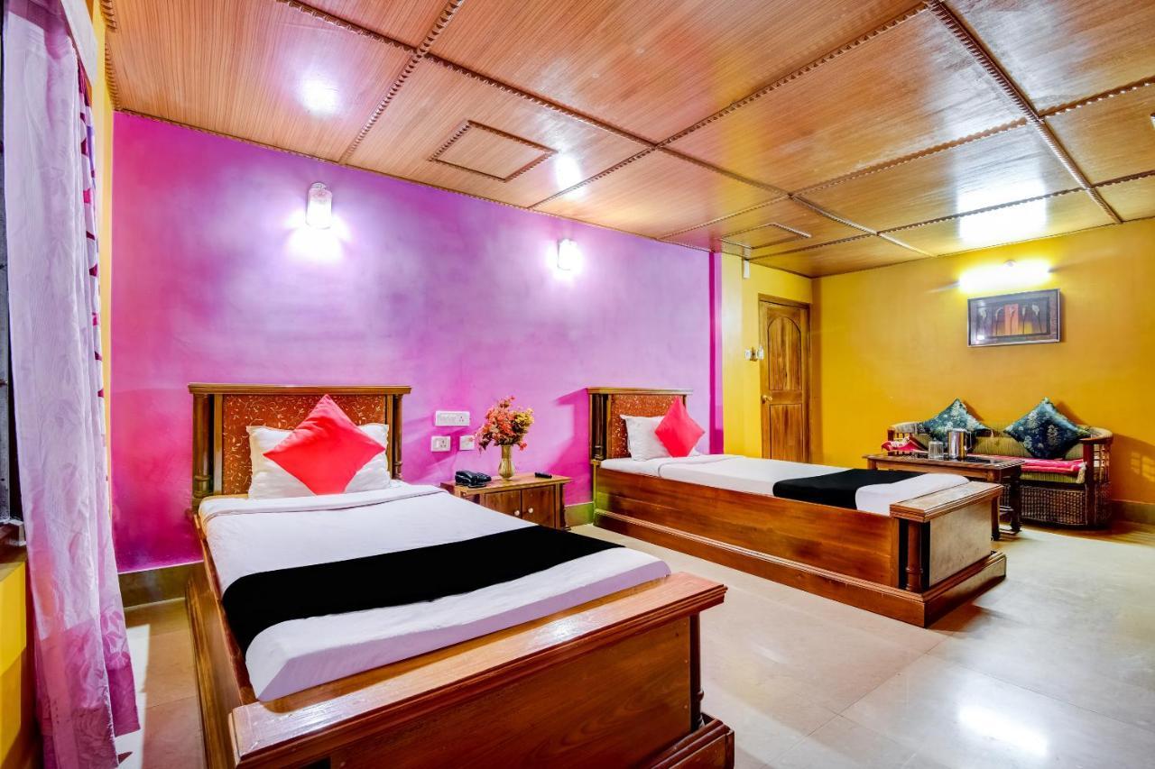 Capital O 67392 Hotel Tso-Gyelling Tavang Kültér fotó