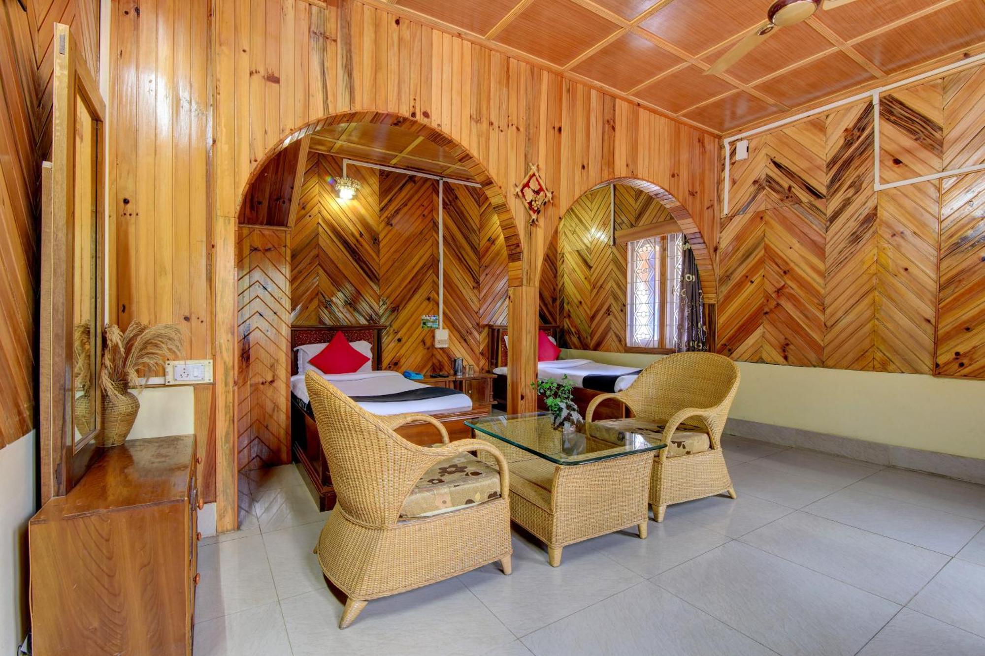 Capital O 67392 Hotel Tso-Gyelling Tavang Kültér fotó
